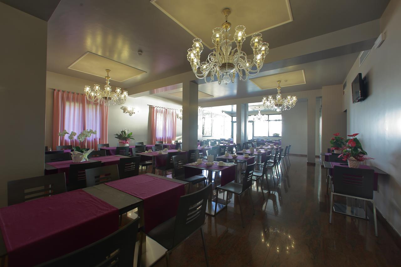 Hotel San Marco Песк'єра-дель-Гарда Екстер'єр фото