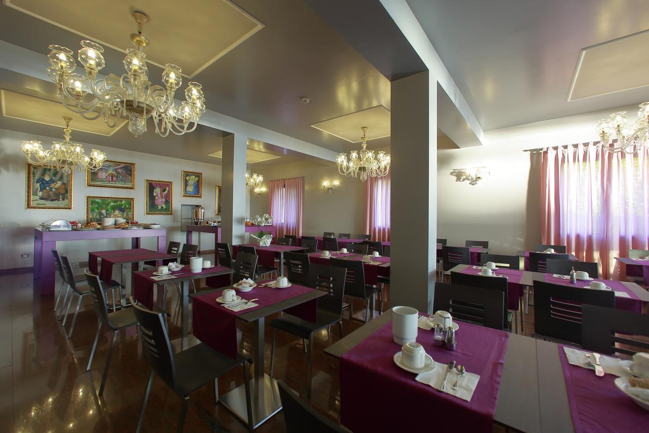 Hotel San Marco Песк'єра-дель-Гарда Екстер'єр фото